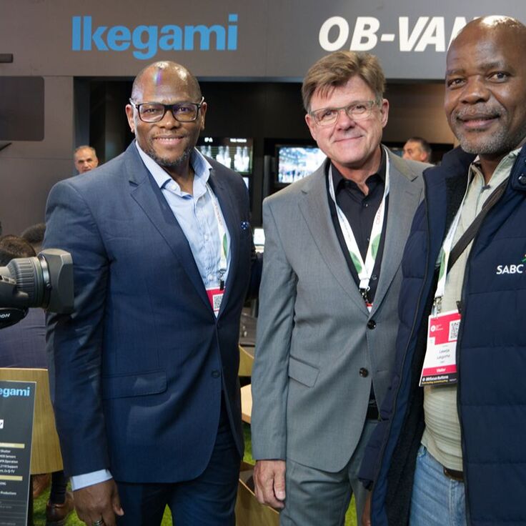 Sealing the deal: (L-R) Dr Vuyo Nyembezi, Michael Laetzsch, and Lesetja Lekgotho with the UHK-X600 UHD camera 